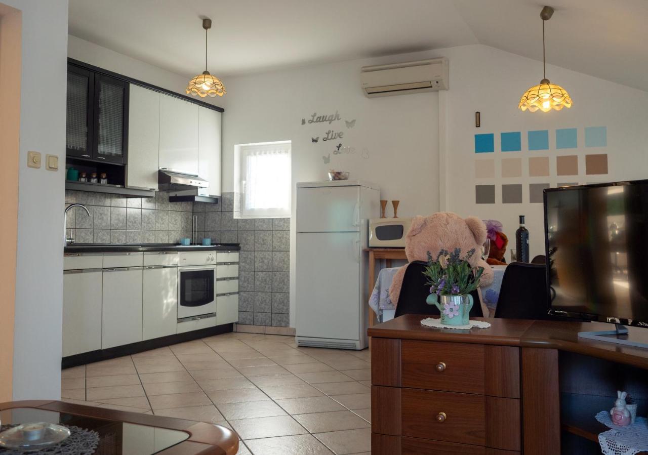 Apartments Rezek Supetarska Draga Dış mekan fotoğraf