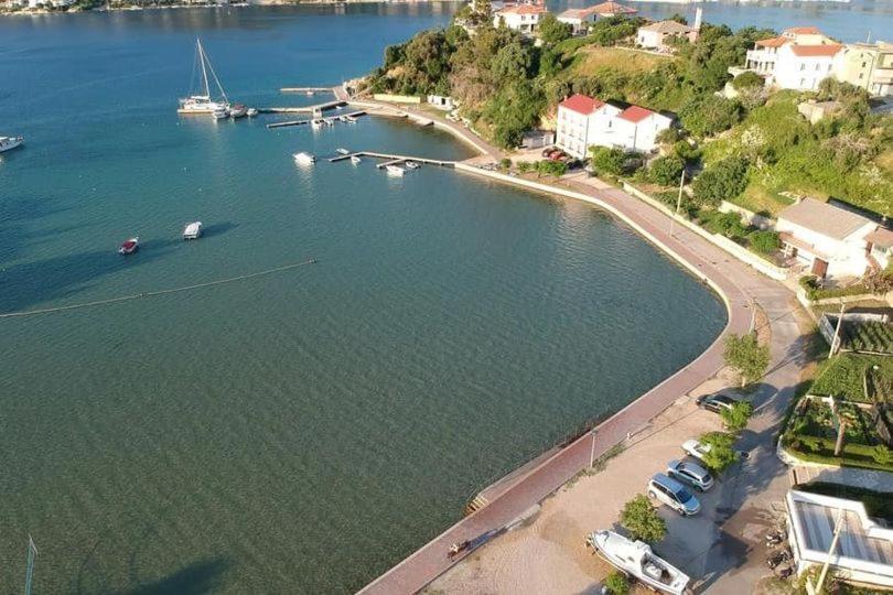 Apartments Rezek Supetarska Draga Dış mekan fotoğraf