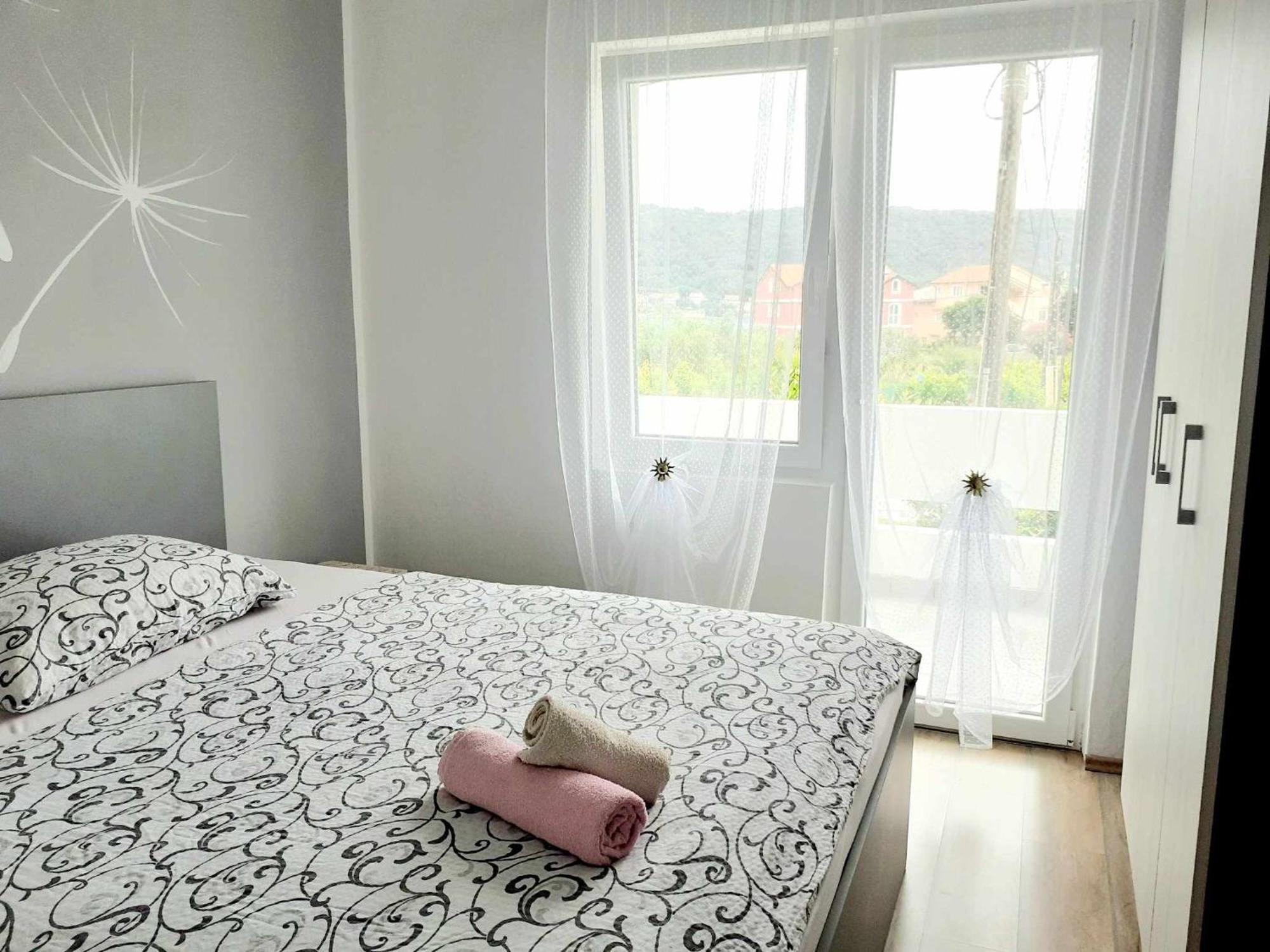 Apartments Rezek Supetarska Draga Dış mekan fotoğraf