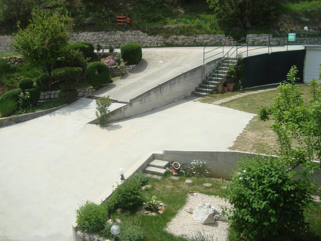 Apartments Rezek Supetarska Draga Dış mekan fotoğraf