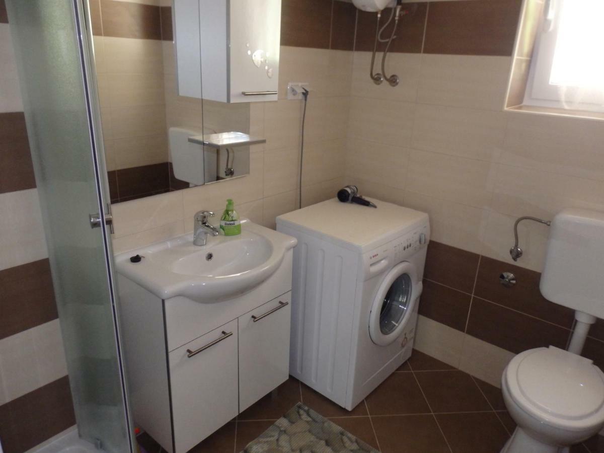 Apartments Rezek Supetarska Draga Dış mekan fotoğraf