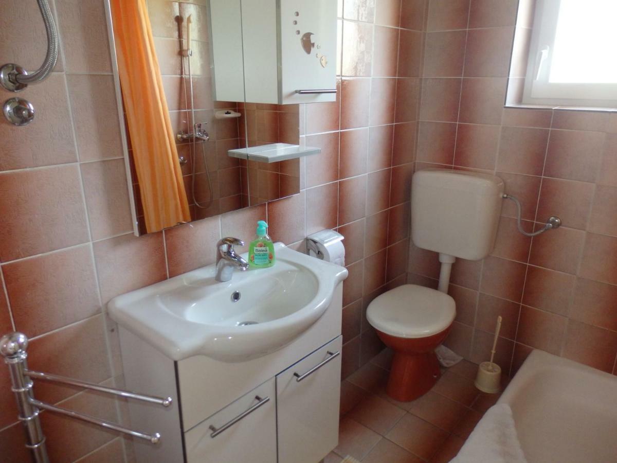 Apartments Rezek Supetarska Draga Dış mekan fotoğraf